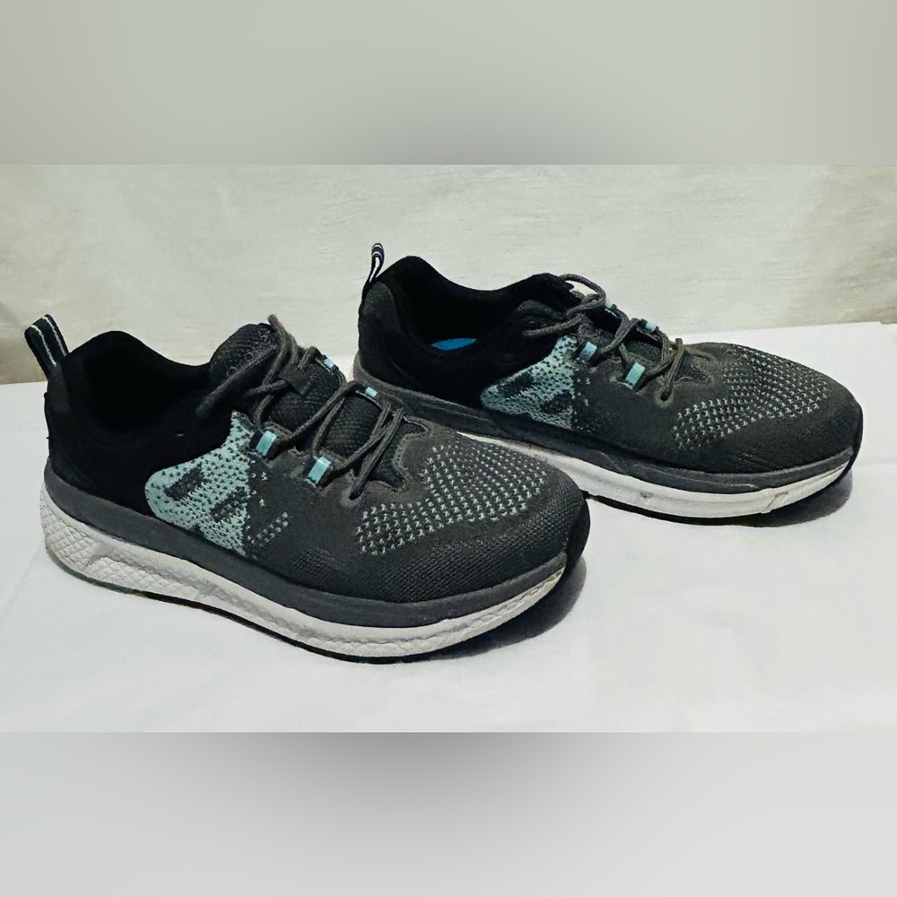 Propét Ultra Women's Sneaker – Grey/Mint